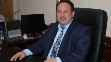 Айтыскер ақын Әнуар Омаров 6 жылға сотталды