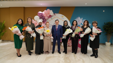 «Чемпиондардың алғашқы жанкүйері»: спортшылардың анасына сыйлық таратылды