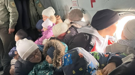 Әскери ұшқыштар дағдарыс аймақтарына 10 тоннадан аса гуманитарлық көмек жеткізді