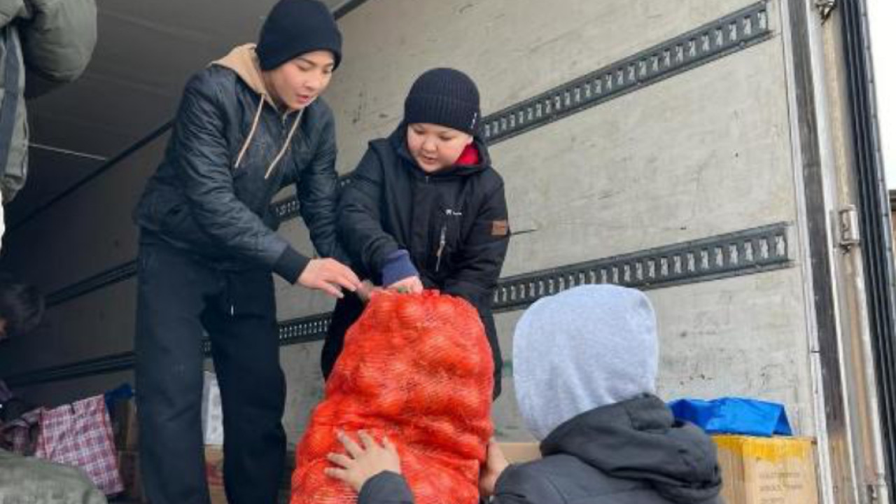 Үкіметтік емес ұйымдар Ақтөбеге 7 тонна гуманитарлық көмек жіберген