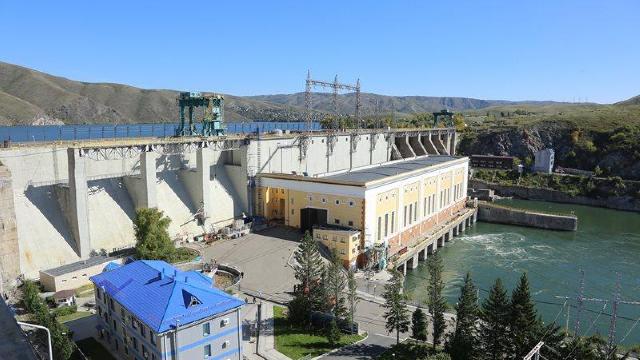 Власти Казахстана передали спорные ГЭС на Востоке страны в государственную собственность