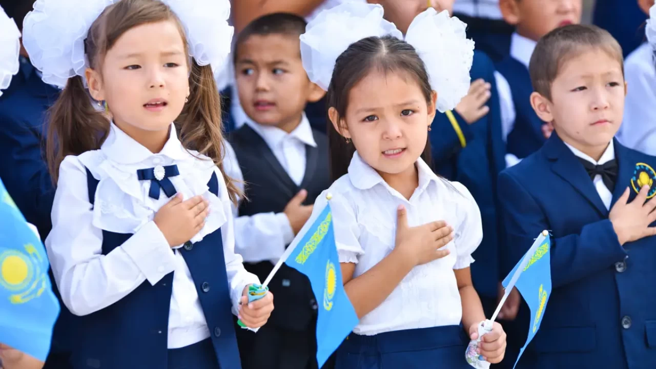 Большинство из 66 частных школ Астаны являются смешанными по языку обучения