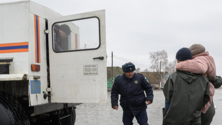 Су тасқынынан зардап шеккен түлектердің ЖОО-ға түсуіне көмектесу қажет – сенатор
