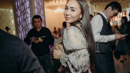 «Нағыз ер мінезді жігіт»: Сара Амангелді өзін Тұрарға қосатын көпшілікке жауап берді