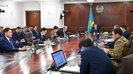 Олжас Бектенов су тасқынынан зардап шеккен азаматтарға біржолғы өтемақы төлеуді осы аптаның соңына дейін аяқтауды тапсырды