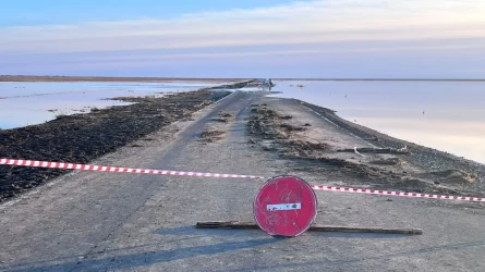 Су тасқыны: 12 республикалық жолда көліктер қозғалысы шектелді