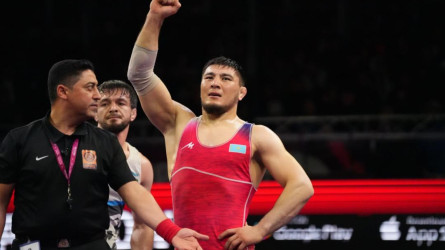 Азамат Дәулетбеков 3 дүркін Азия чемпионы атанды