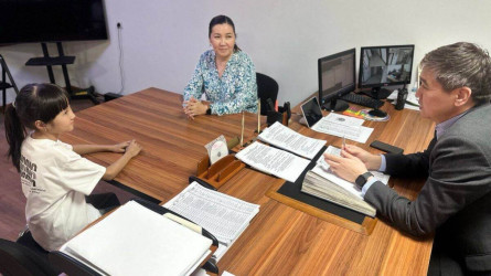 Қызылордада оқушы қыз қылмыскерді ұстауға көмектескен