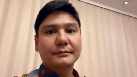 «Ishtarlyq bolady»: ánshі Beıbіt Qorǵan ónerde eshkіmmen dos emesіn ashyq aıtty (VIDEO)