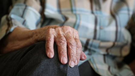 «6-10 жас аралығында»: Атасы немересін бірнеше жыл зорлап келген (ВИДЕО)