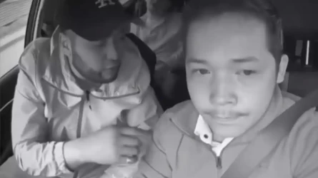 «Ей, сен такси жүргізбе, қ***!»: Астанада мас ер адам сөйлей алмайтын жүргізушіні тоқтаусыз балағаттады (ВИДЕО)