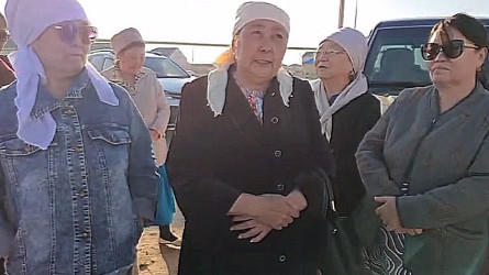 «Жалынып та, жылап та айттық»: Маңғыстауда Бегей ауылы тұрғындары жаңа әкімге талап қойды (ВИДЕО)