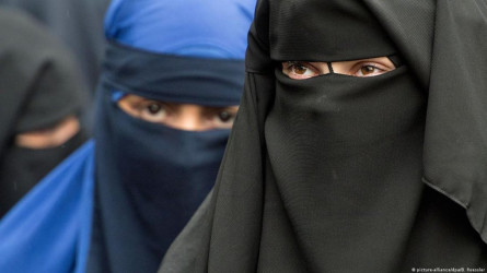 Reseıde nıkab kıgenderge 10 myń rýbl aıyppul salynady