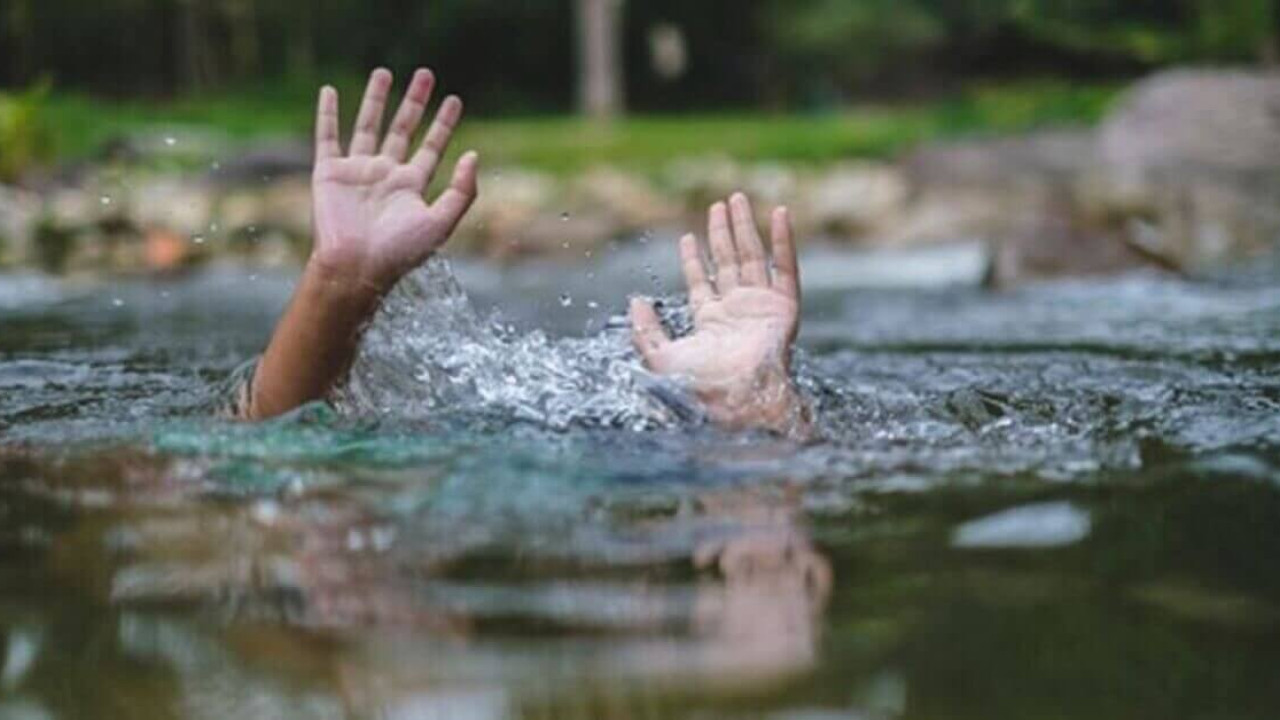 Павлодар облысында үш адам суға батып кетті