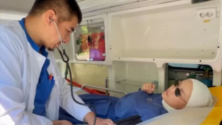 "Jedel járdem shaqyrttym": Móldіr Áýelbekova densaýlyǵy syr bergenіn aıtty (foto)
