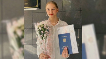 «Оқытушыларға айтатын ешқандай алғысым жоқ»: Алғаш рет студент диплом алып тұрып ұстаздары туралы бар шындықты айтты