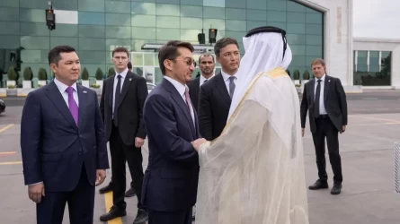 Рас әл-Хайма әмірі Қазақстанға ШЫҰ саммитіне қатысу үшін келді