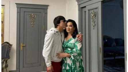 «Dosy bіr sátte jaýyna aınaldy»: Gúlzıra Aıdarbekova qamaýǵa alynǵan uly týraly pіkіr bіldіrdі