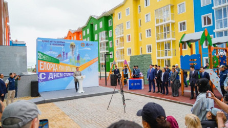 Astanada qurylysy 10 jylǵa sozylǵan taǵy bіr turǵyn úı keshenі aıaqtaldy