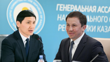 Головкин 1 теңге де жалақы алмайды, Артаевтың айтқаны өтірік – ҰОК бас хатшысы