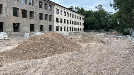 Ремонт школы в селе Нура: комментарии и планы