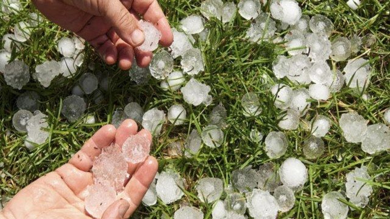 Бүгін еліміздің басым бөлігінде найзағай ойнап, бұршақ жауады - Қазгидромет