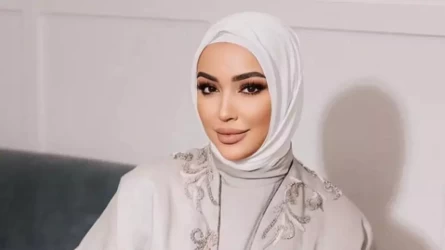 Bloger Aeka Posh ekіnshі ret turmysqa shyqty (vıdeo)
