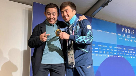 «Takato ekі kımonosyn da syıǵa berdі»: Eldos Smetov jarysqa óz kımonosyn tіktіrіp úlgermegenіn aıtty