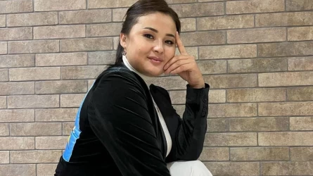«20 jastaǵy qyzym álі bala»: Móldіr Muqan 16 jasynda turmysqa shyqqan qyzdar týraly