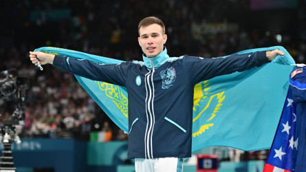 «Ákeme menen eshnárse shyqpaıtynyn jıі aıtatyn»: Narıman ózіnіń sporttaǵy jetіstіgіne kópshіlіk kúmánmen qaraǵanyn aıtty