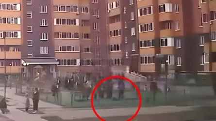 Aqtóbede 9 jasar bala átkenshekten qulap, qaza tapty