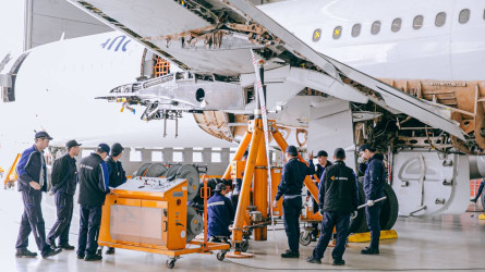 Air Astana ұшағынан ақау шығып, шұғыл Ақтау әуежайына қонды