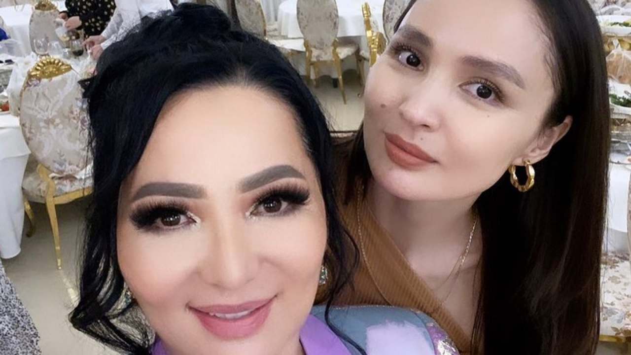 «Кеудесінен итерген жоқпыз»: Гүлзира Айдарбекова келінін сөз еткен оқырманға жауап қатты