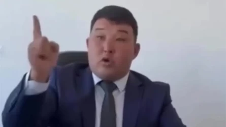 Аким из ВКО объяснил резкое поведение перед жителями: «Не сдержал эмоций»