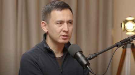 «Блогерлердің өмірі — жауапсыз болмауы керек»: Заңгер блогерлерге ескерту жасады