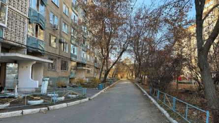 Қостанайда аулада КамАЗ зейнеткер әйелді басып кетті