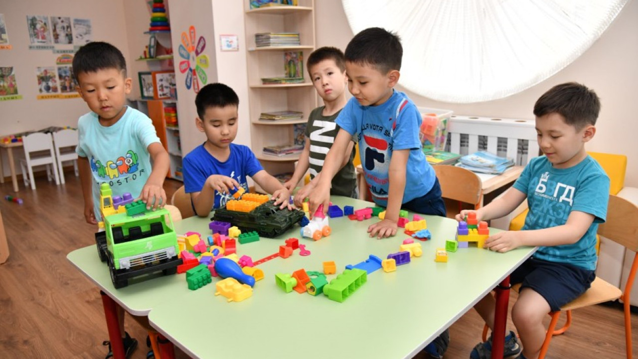 Петропавлда ата-аналар қазақ балабақшасына орын таппай жүр