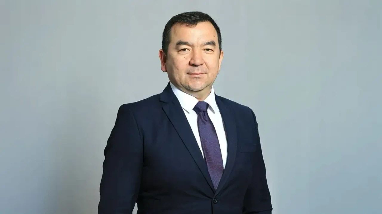 Талғар әкіміне жолдарды тазаламағаны үшін айыппұл салынды