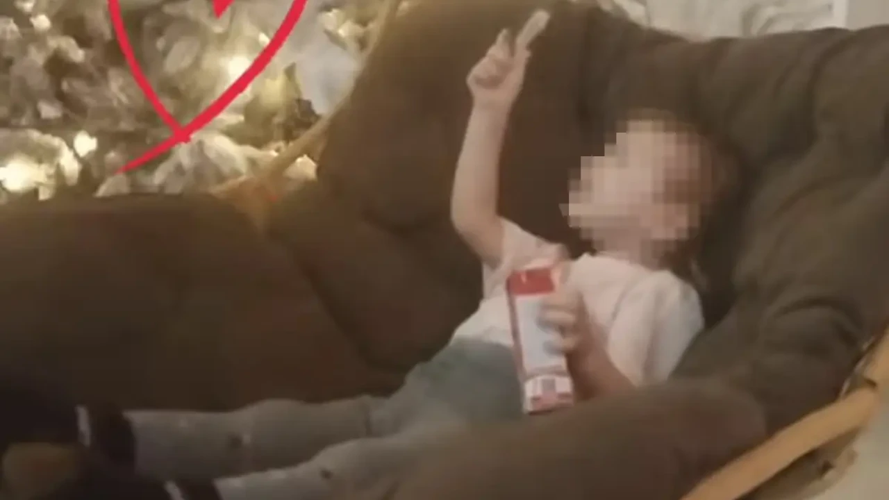 Санавиациямен Астанаға жеткізілген Жезқазғандық екі жасар қыз ауруханадан шығарылды