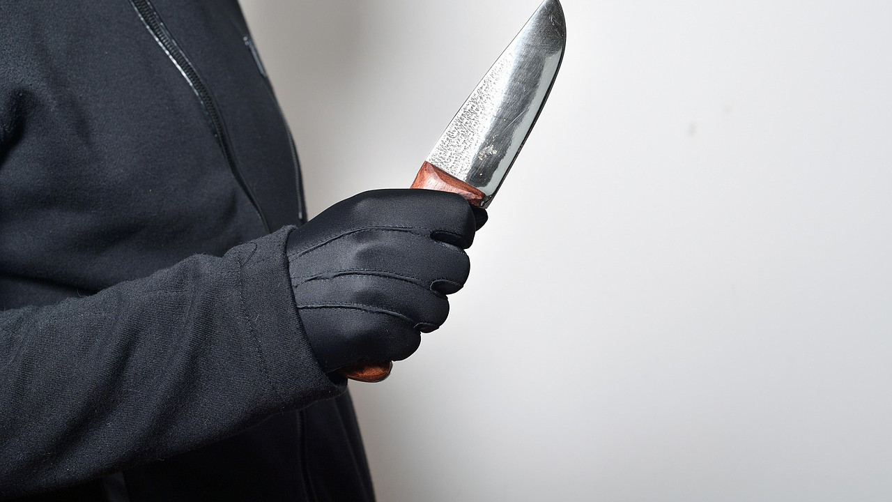 Астанадағы «Нұрлы Жол» вокзалында ер адамды пышақтап кетті