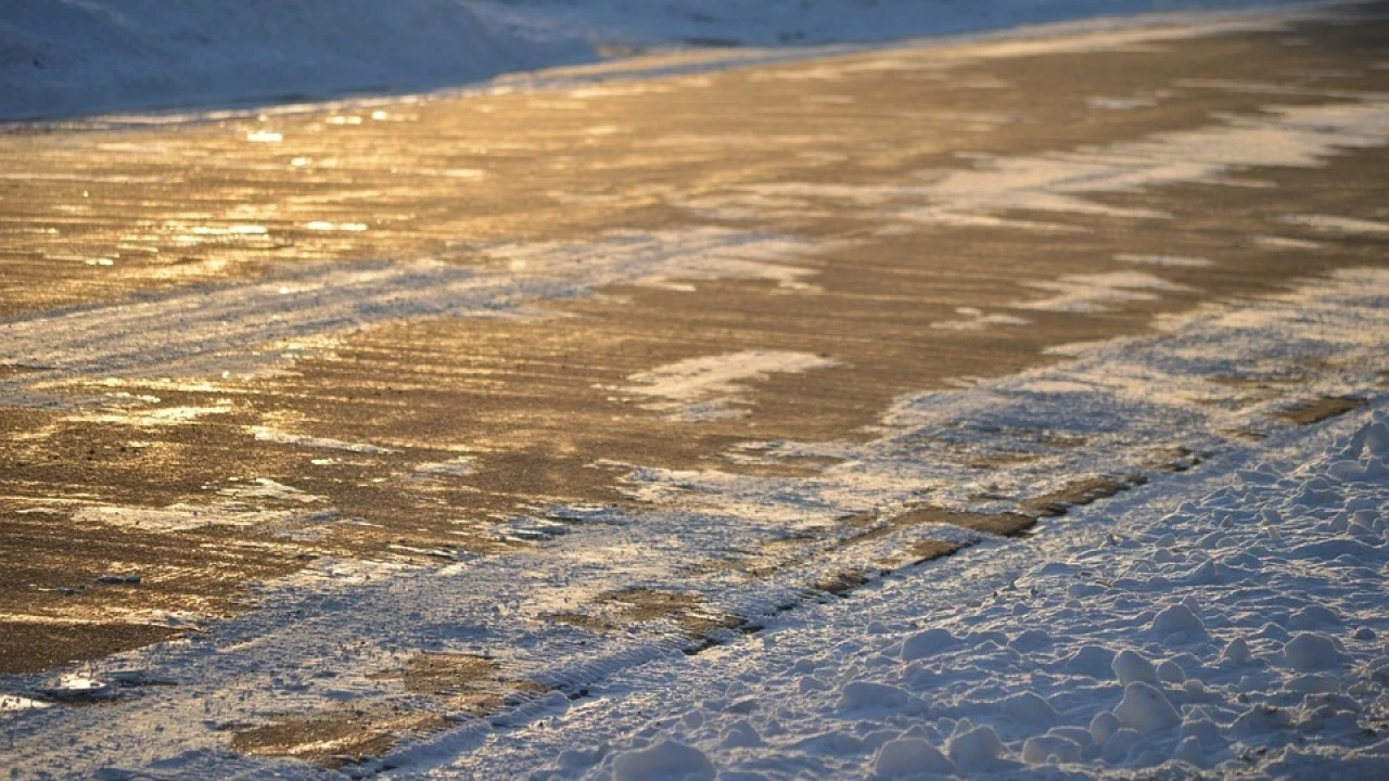 Погода 5 декабря: в нескольких областях ожидаются метели, густой туман и гололёд