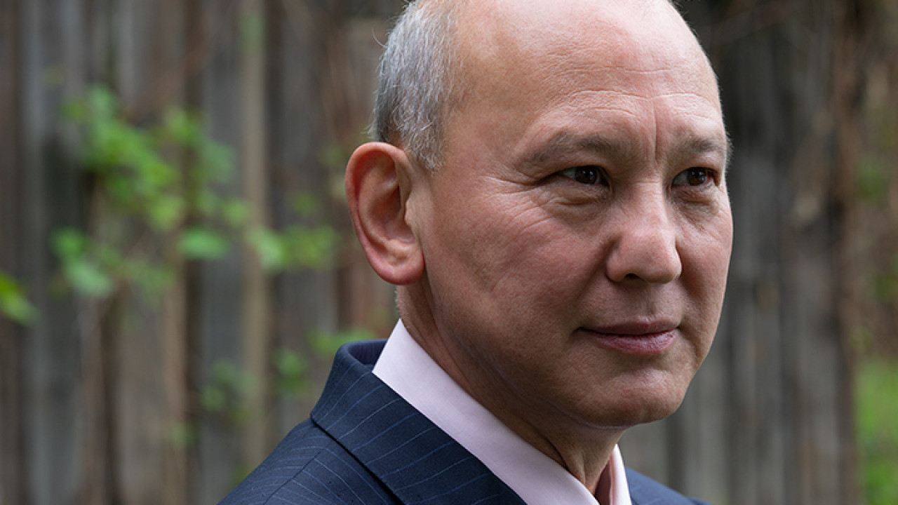 «Қазатомпром» акцияларына қатысты жарнамаға Мұхтар Жәкішевтің түрі қолданылған: Полиция ескерту жасады