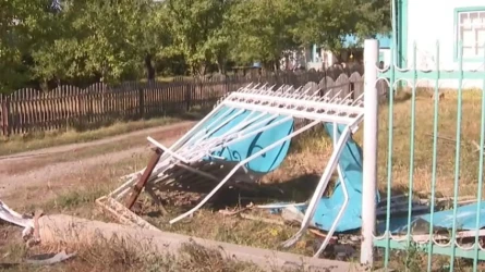 Бестеректегі 4 баланың өлімі: Жол апатына себепші жүргізушінің соты өтіп жатыр