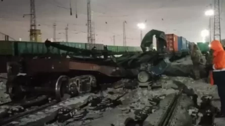 Мощный взрыв в районе вокзала в Астане