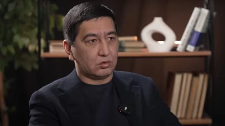 «Үкіметтің позициясы әлсіз»: Зайытов наурызда бұрынғы уақыт белдеуінің қайтарылуы мүмкін екенін айтты