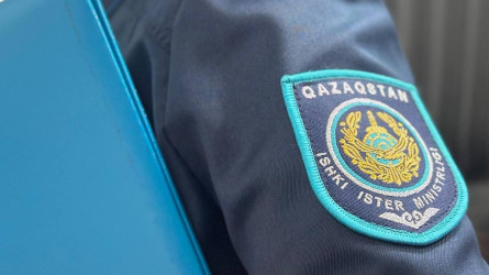 Кәсіпкерді бопсалаған блогерден 15 млн теңге табылды