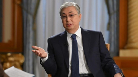 Тоқаев келіссөздер жүргізген Трамп пен Путиннің шешімін құптайтынын жеткізді