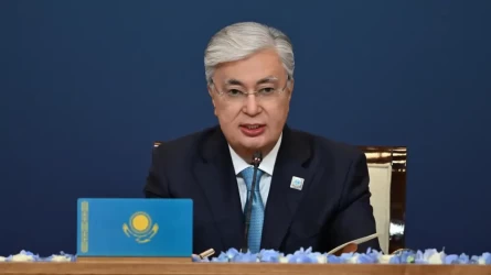 Президент наградил ряд казахстанцев