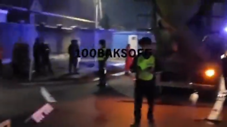 В Алматы в результате ДТП с бетономешалкой погиб мопедист