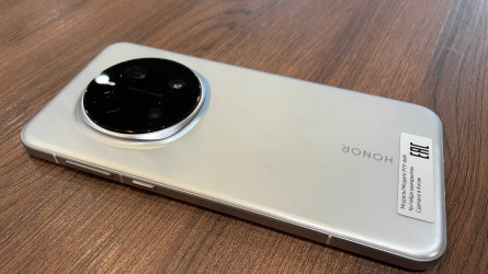 Қалтада дүрбі сақтаудың қажеті жоқ — бәрі Honor смартфонында